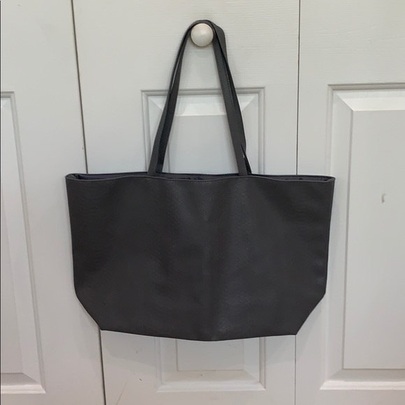 vinyl tote bag